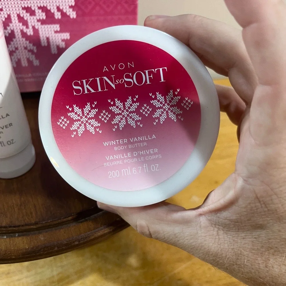 Avon Skin So Soft Winter Vanilla Collection 3pc Gift Set Body Wash Butter Cream